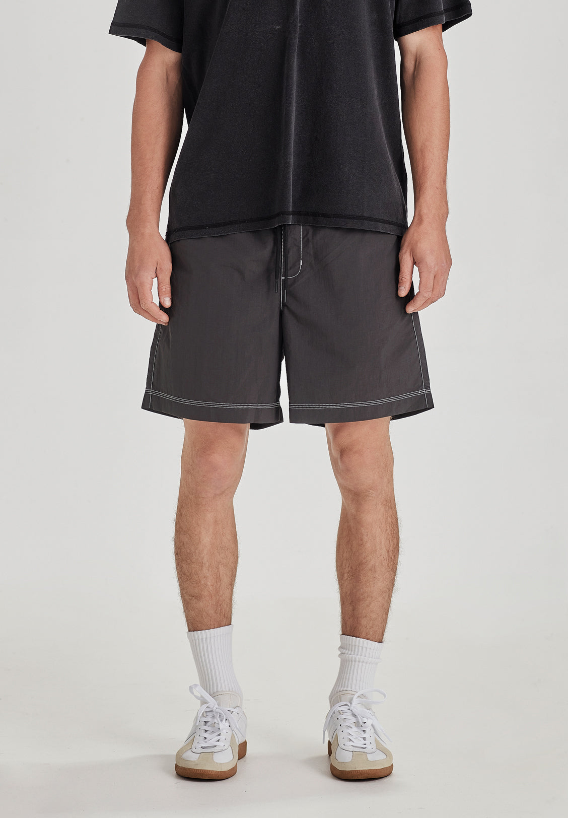 REC SHORT, CHARCOAL