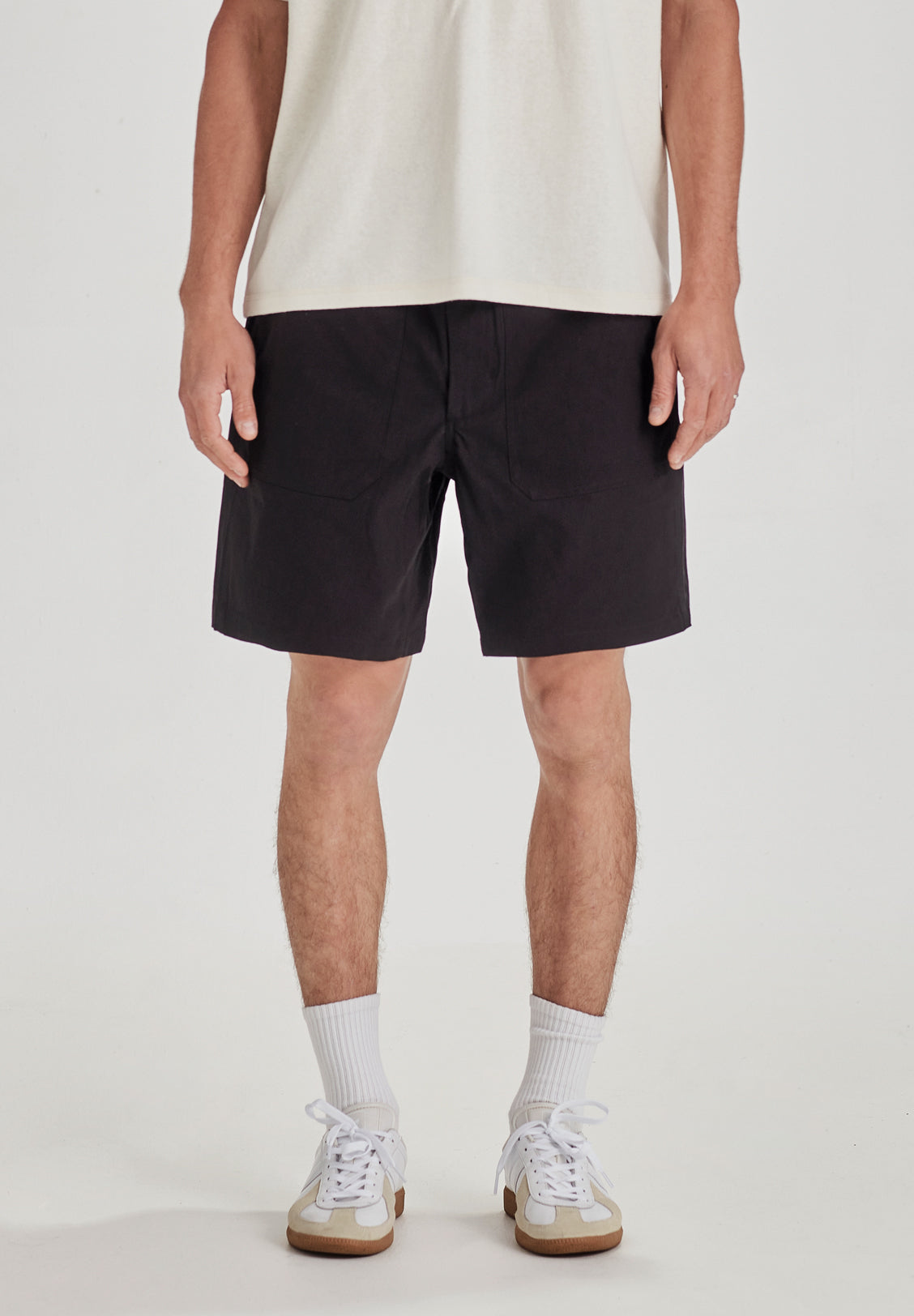 DRILL UTILITY SHORT, BLACK