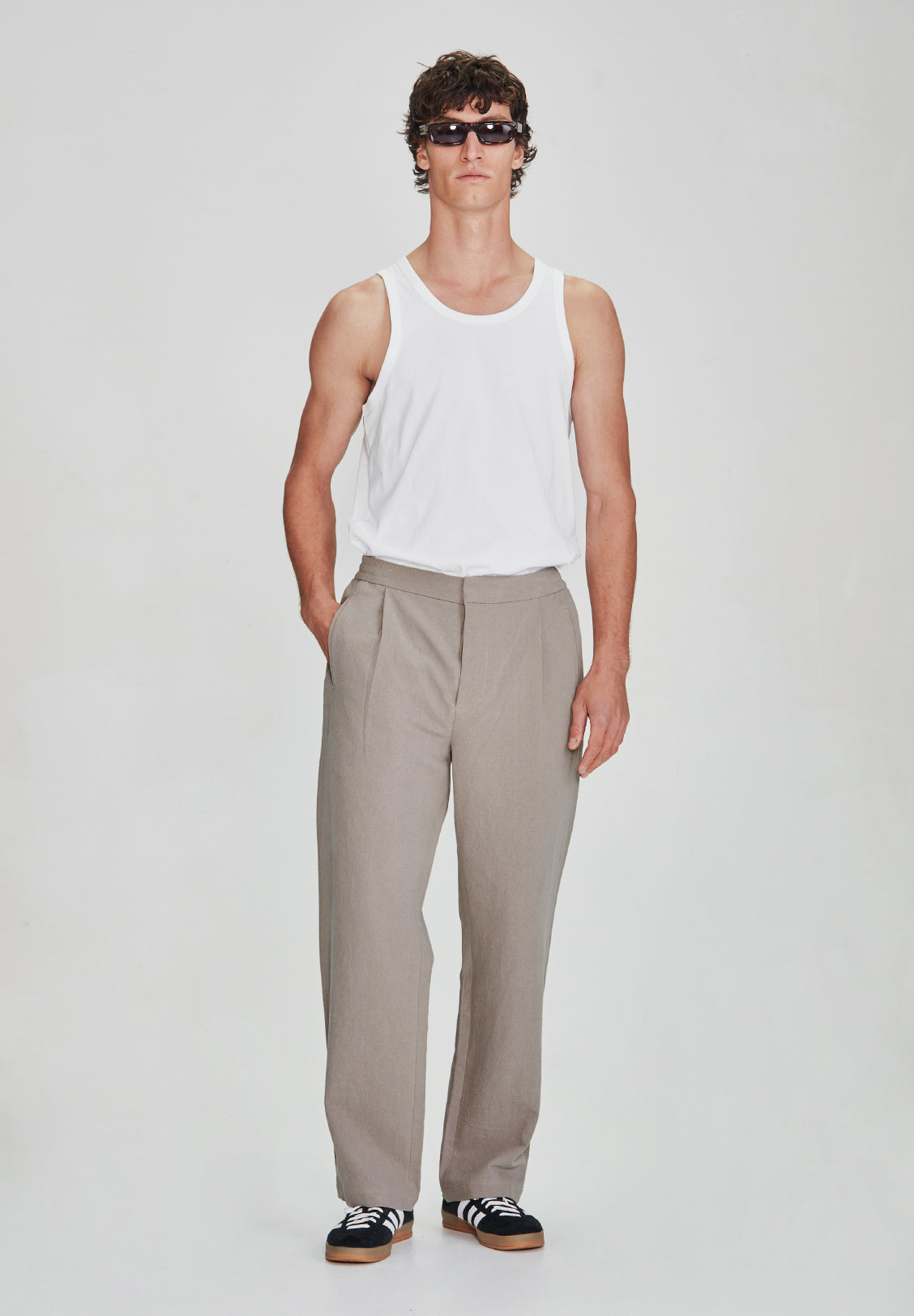 LINEN/COTTON PLEAT FRONT PANT, SMOKE