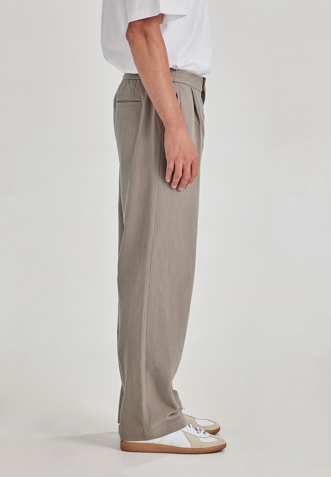 LINEN/COTTON PLEAT FRONT PANT, SMOKE